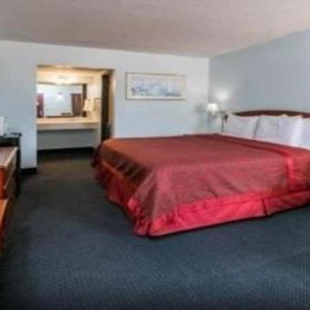 Oyo Hotel Muskogee Near Creek Nation Casino - Hwy 64 Eksteriør bilde