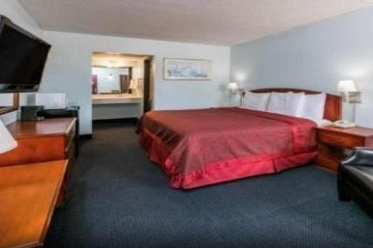Oyo Hotel Muskogee Near Creek Nation Casino - Hwy 64 Eksteriør bilde