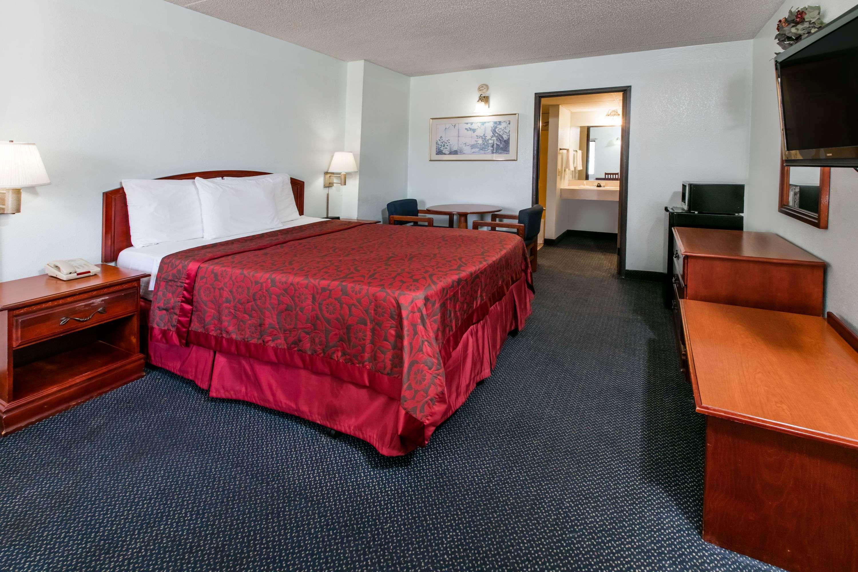 Oyo Hotel Muskogee Near Creek Nation Casino - Hwy 64 Eksteriør bilde